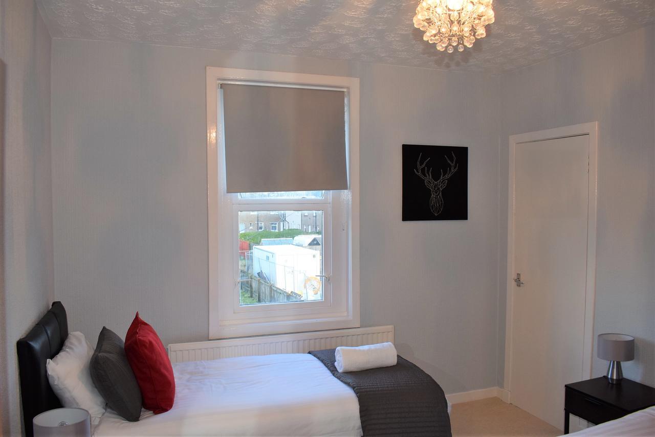 Kelpies Serviced Apartments - Wallace Falkirk Extérieur photo